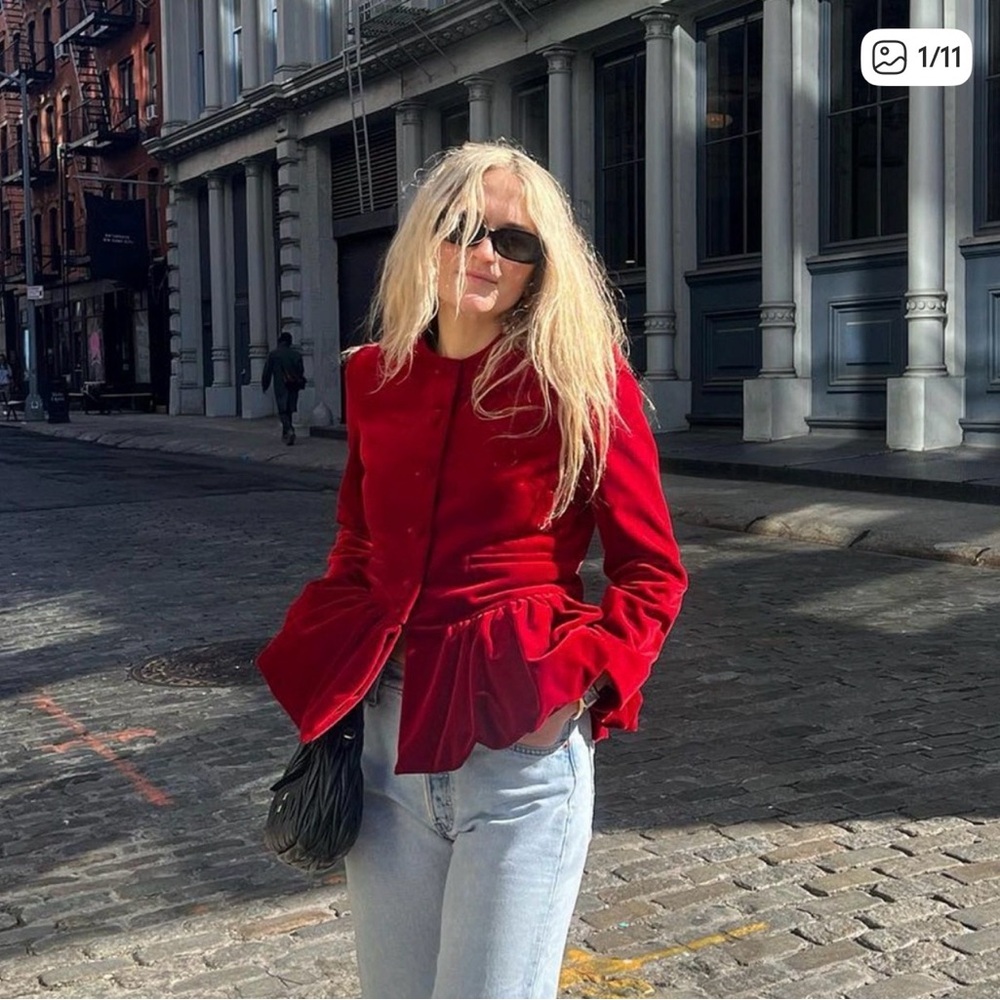 Wayf Rich Red Women's velvet Blazer